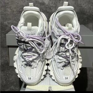 Balenciaga Women's Sneakers in White and Light Purple